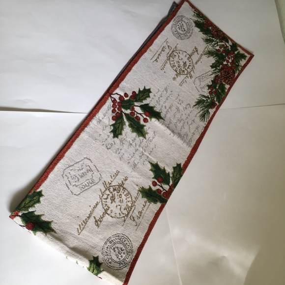 Tapestry Christmas table runner. - Picture 2 of 16